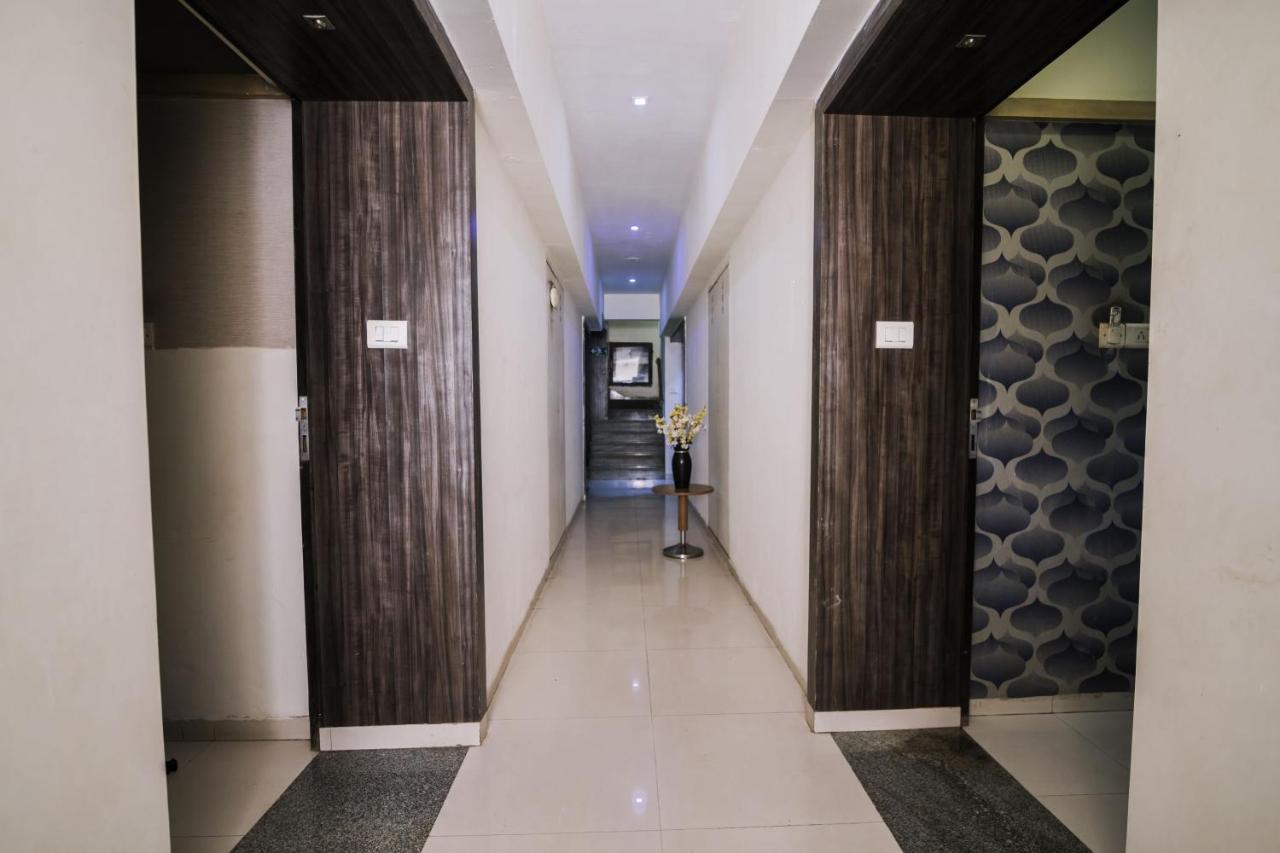 Hotel Monarch Guestline In Midc Rabale, Nova Bombaim Exterior foto