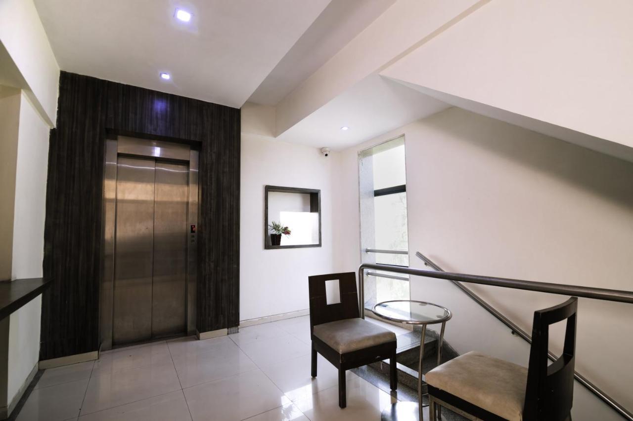 Hotel Monarch Guestline In Midc Rabale, Nova Bombaim Exterior foto