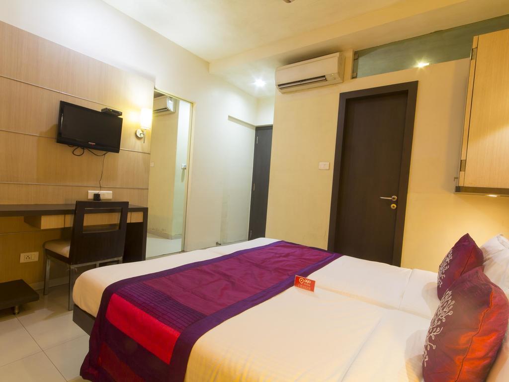 Hotel Monarch Guestline In Midc Rabale, Nova Bombaim Exterior foto