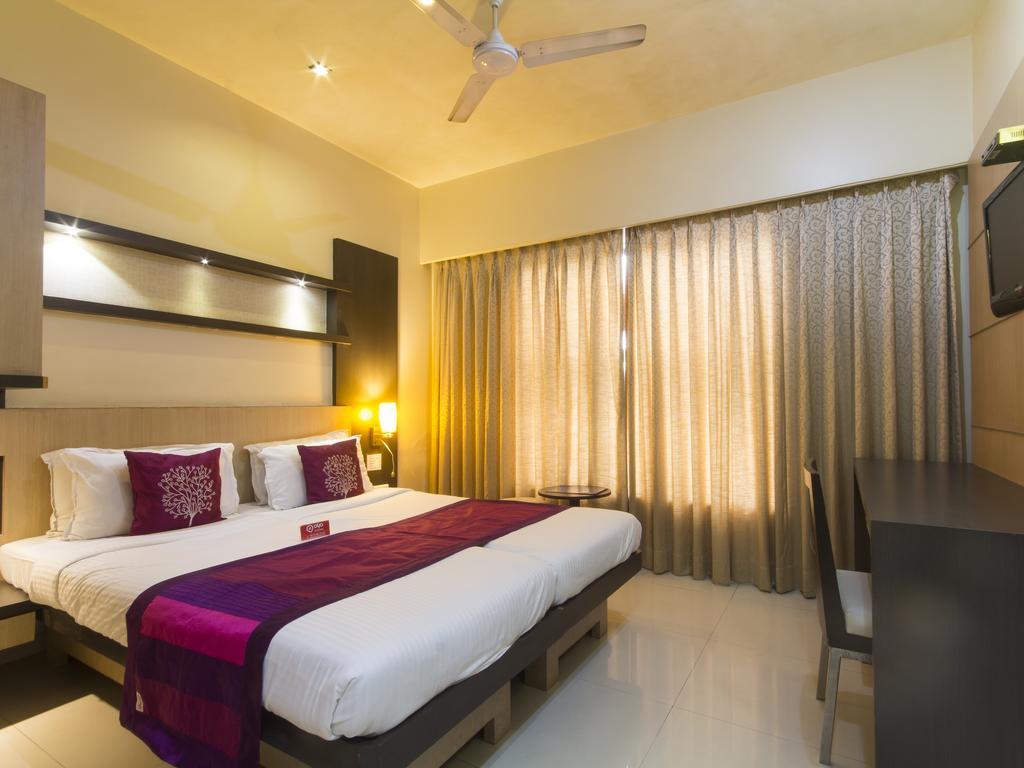 Hotel Monarch Guestline In Midc Rabale, Nova Bombaim Exterior foto